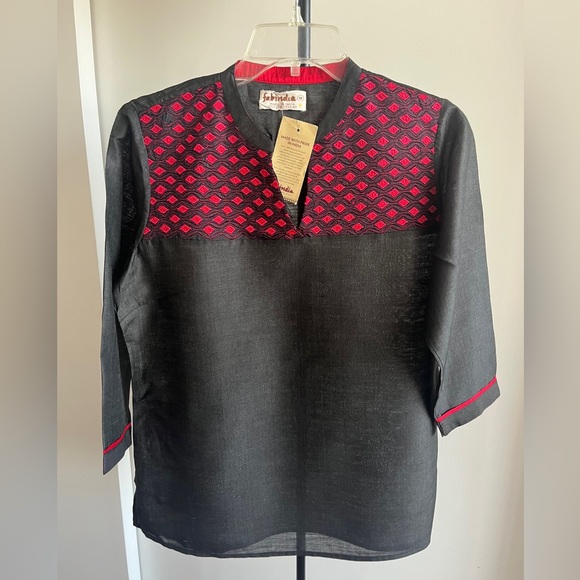 NWT Fabindia Elegant Kurta Black & Red 100% Silk Embroidered Appliqué Nehru Med - Picture 6 of 9
